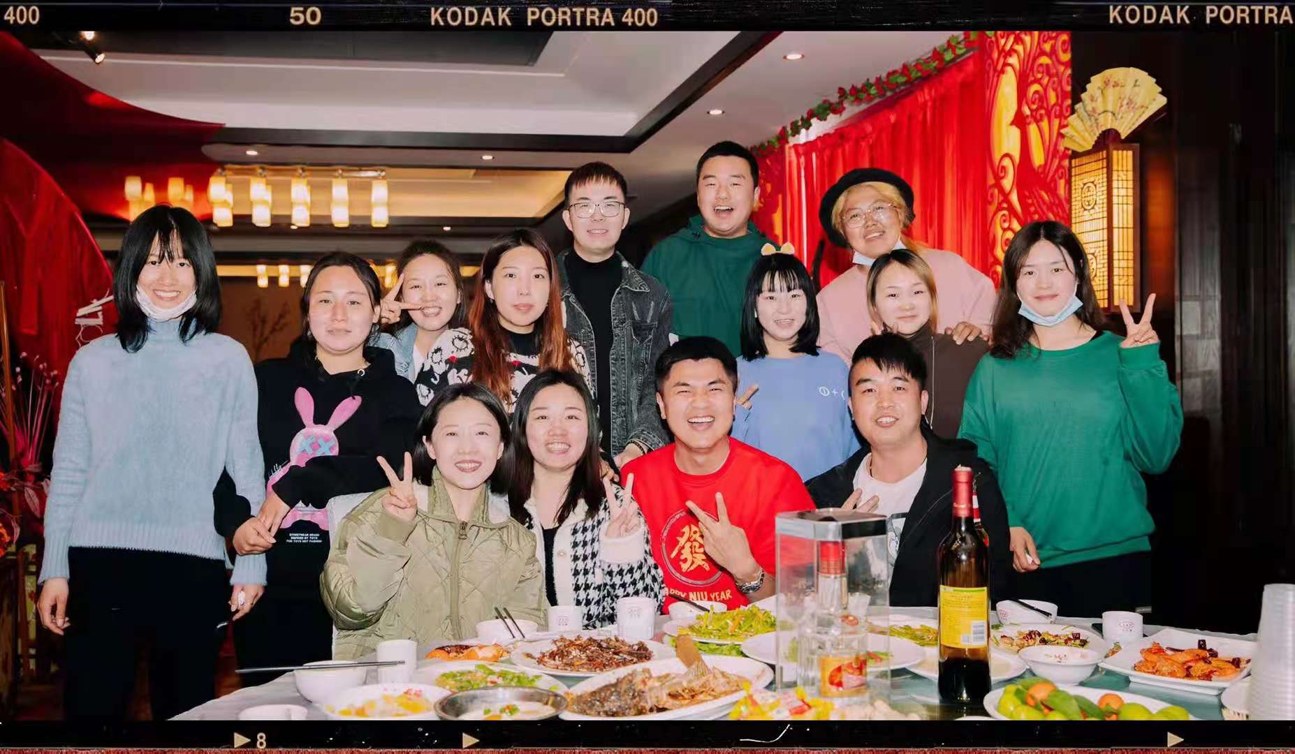 广州学员参加《燕山派与百花门》化妆工作