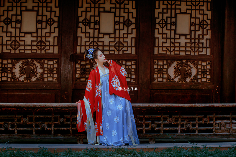 唐朝仕女妆扮10