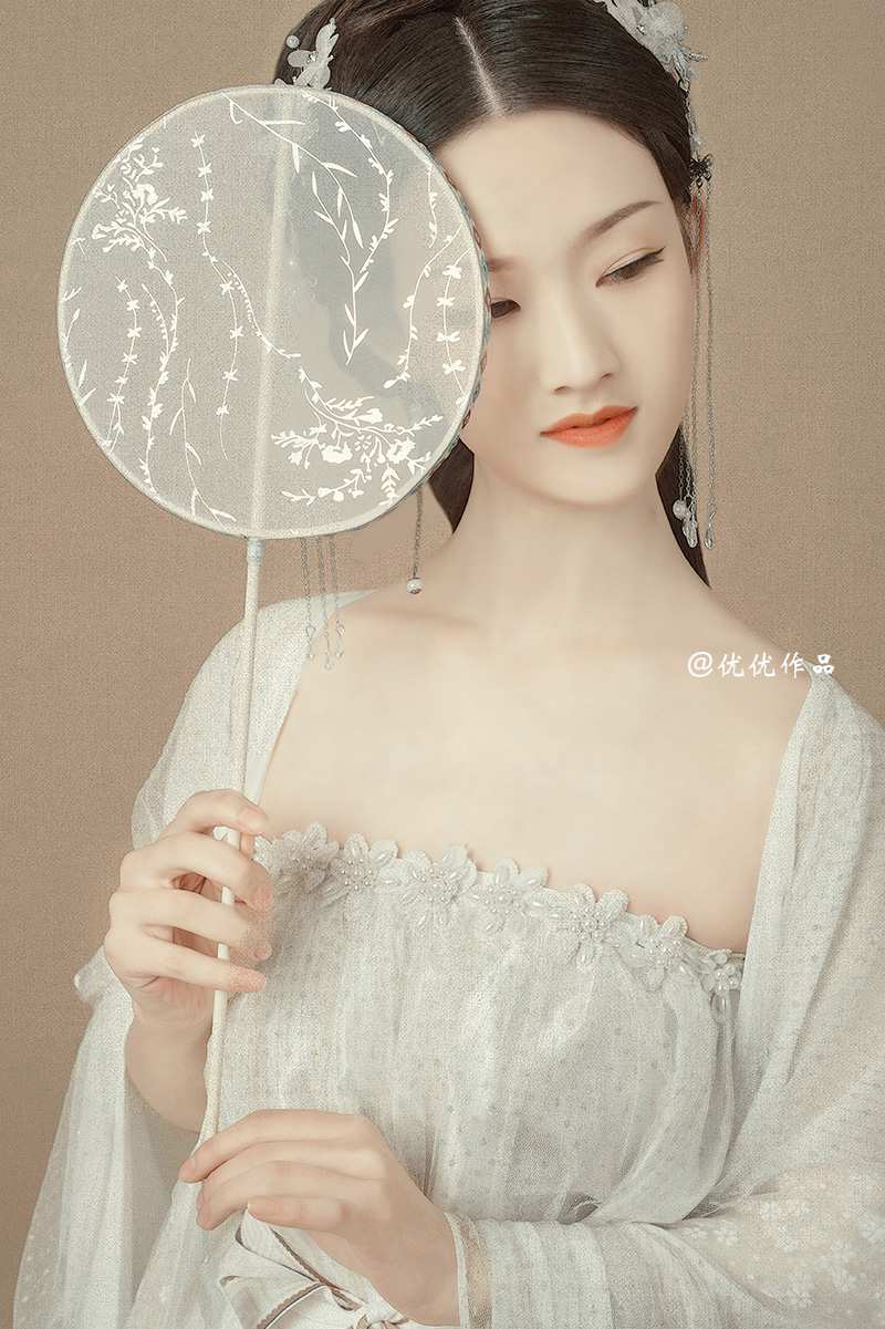 汉代团扇 留仙裙造型2