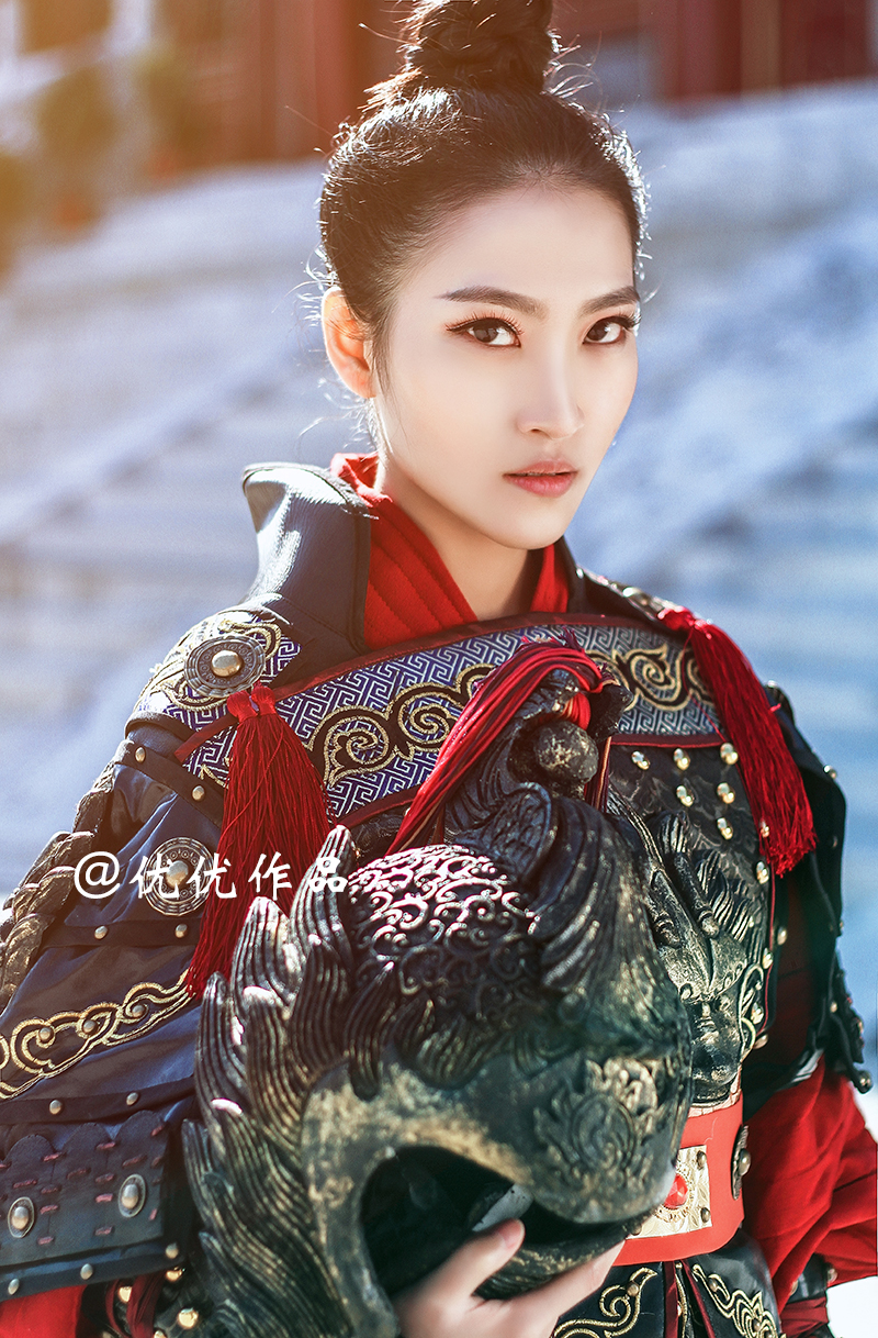 汉代女性 武将装扮5