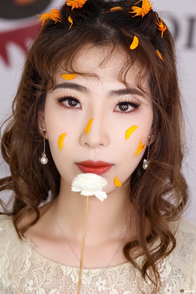 《常见新娘清纯造型》6