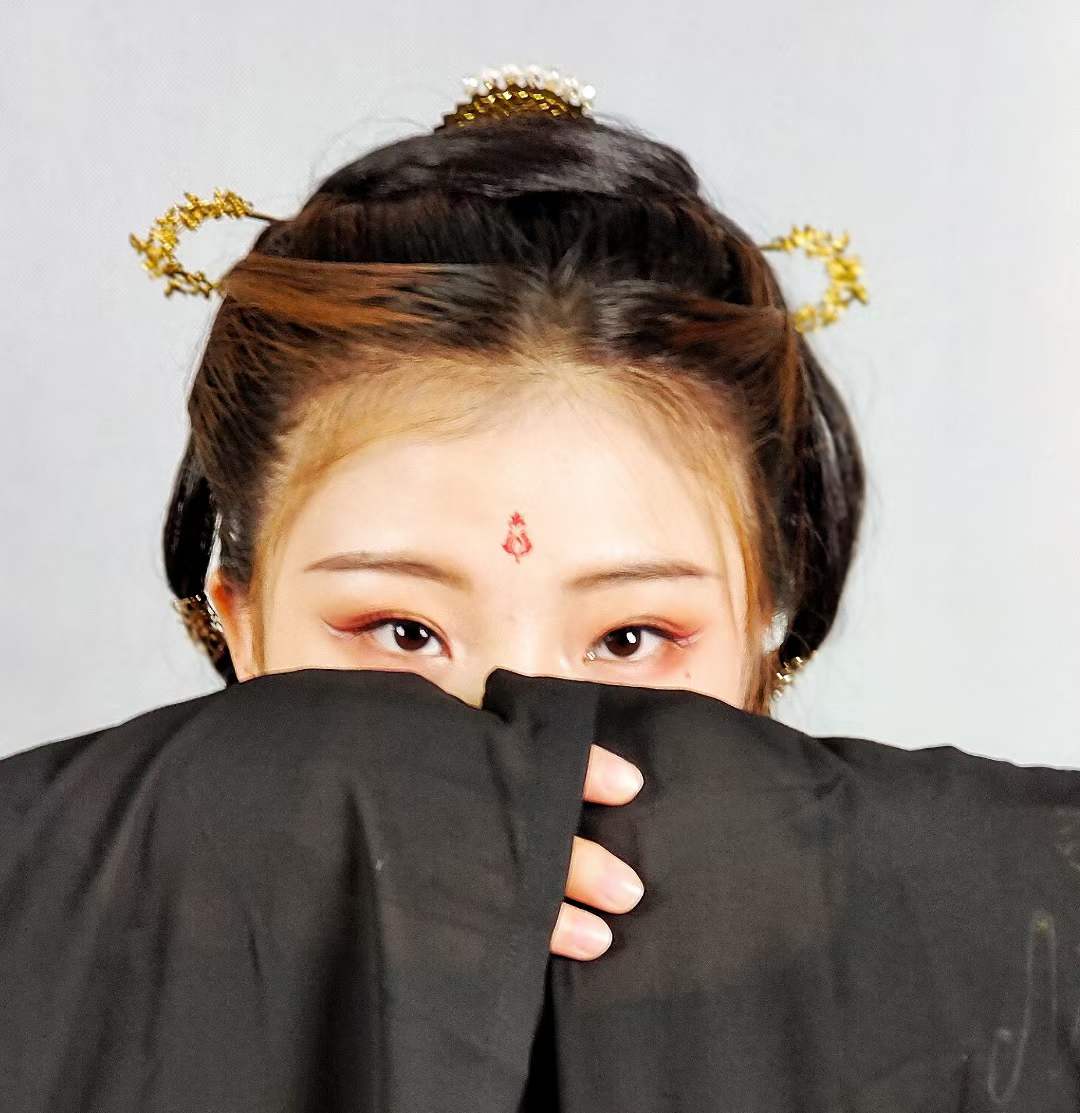 《魔教公主》 model：陈仲文