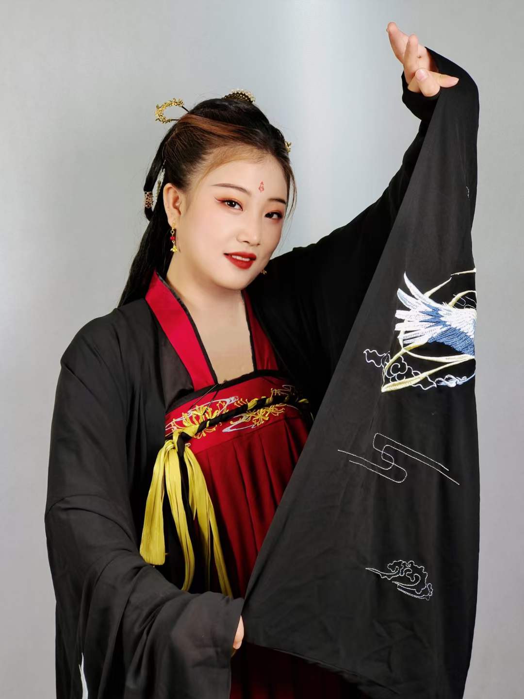 《魔教公主》 model：陈仲文