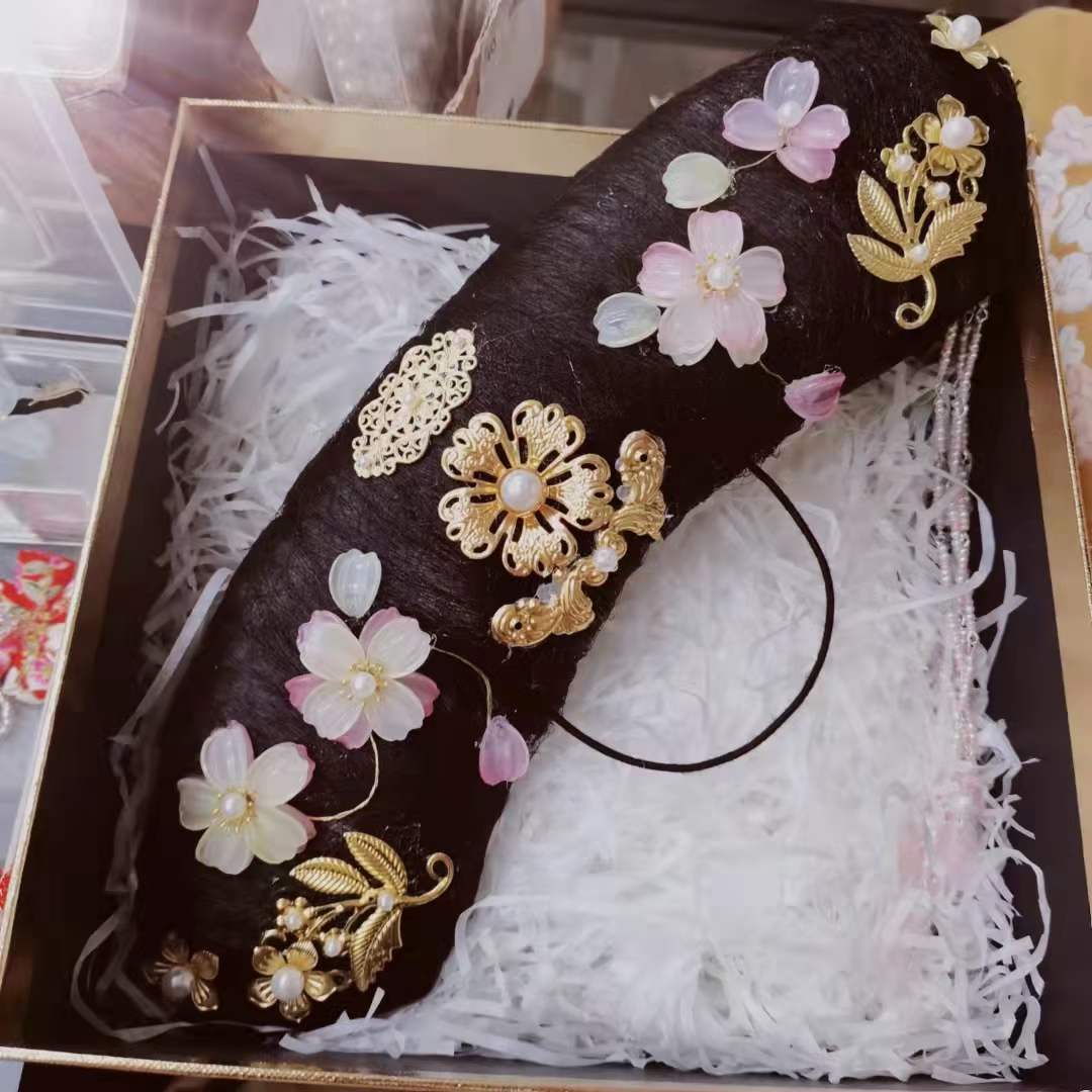 《清朝格格》 舒苗作品