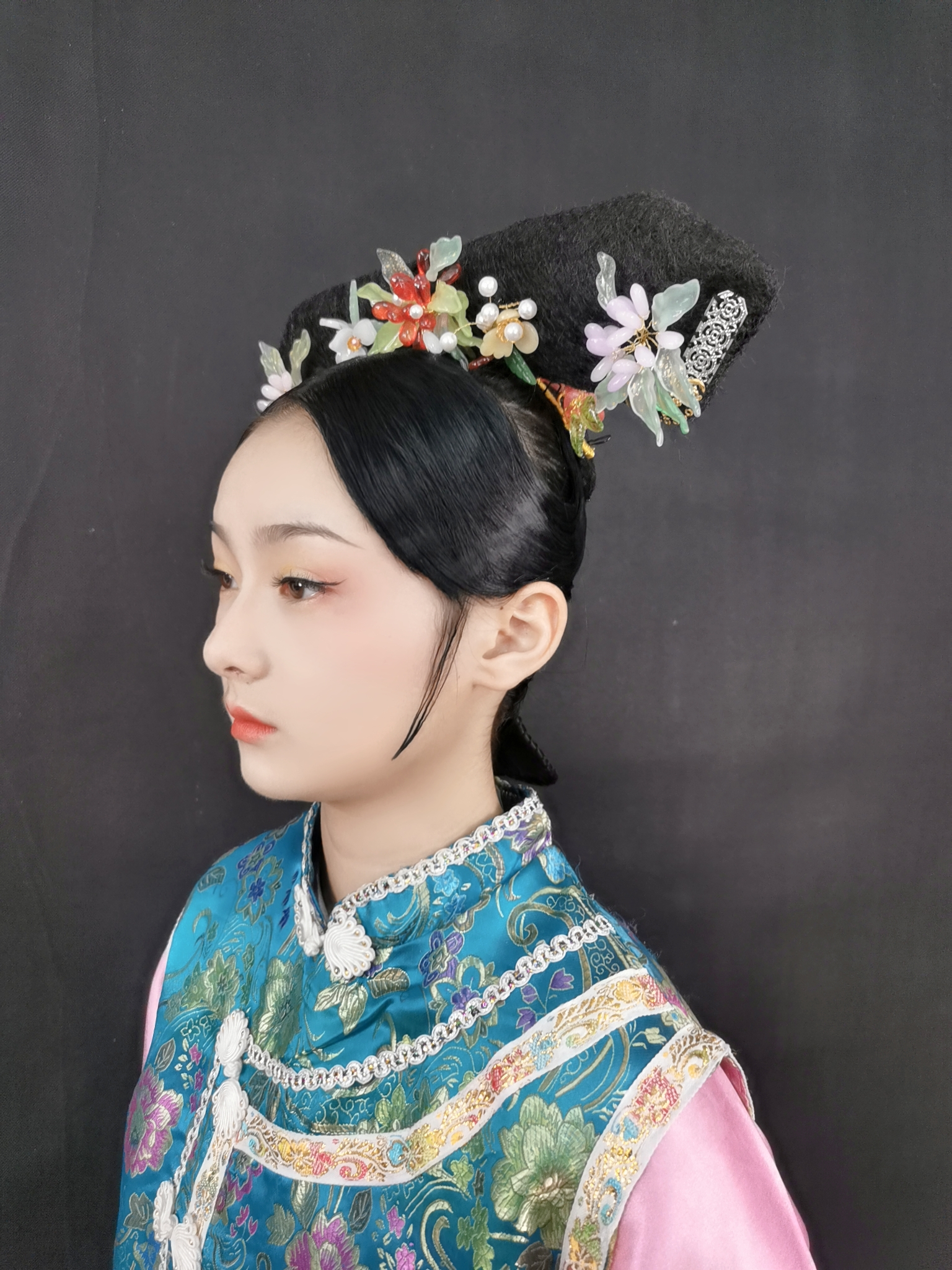 清末的格格妆扮