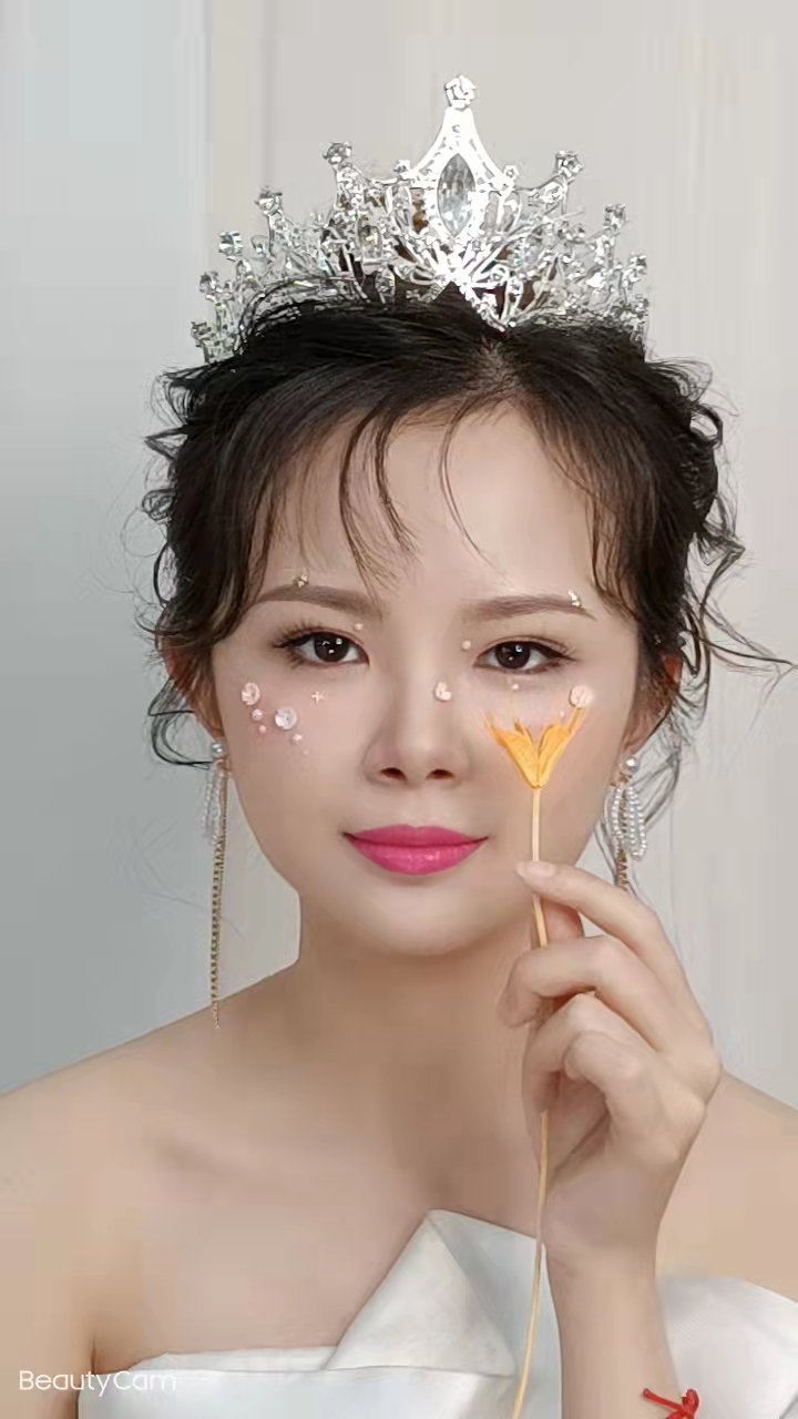 《欧美式新娘》广州秦芳设计