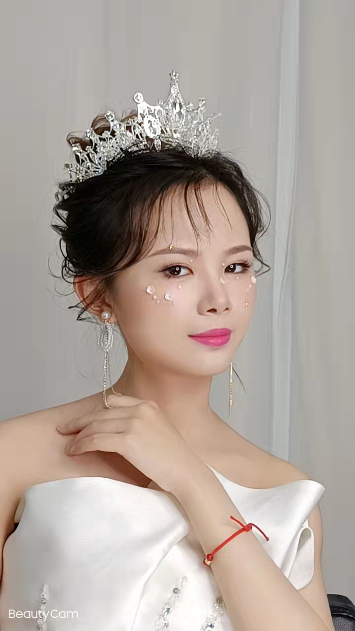 《欧美式新娘》广州秦芳设计