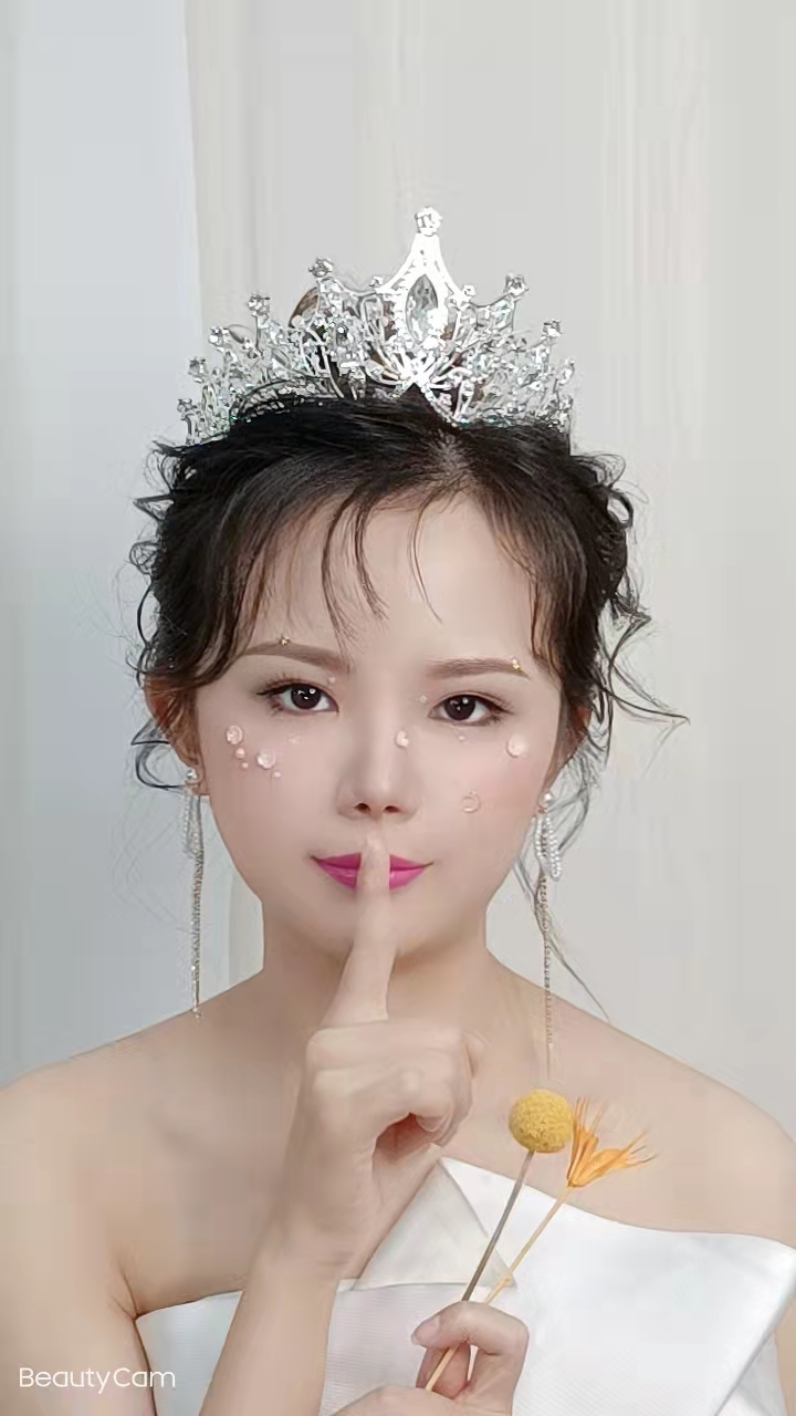 《欧美式新娘》广州秦芳设计