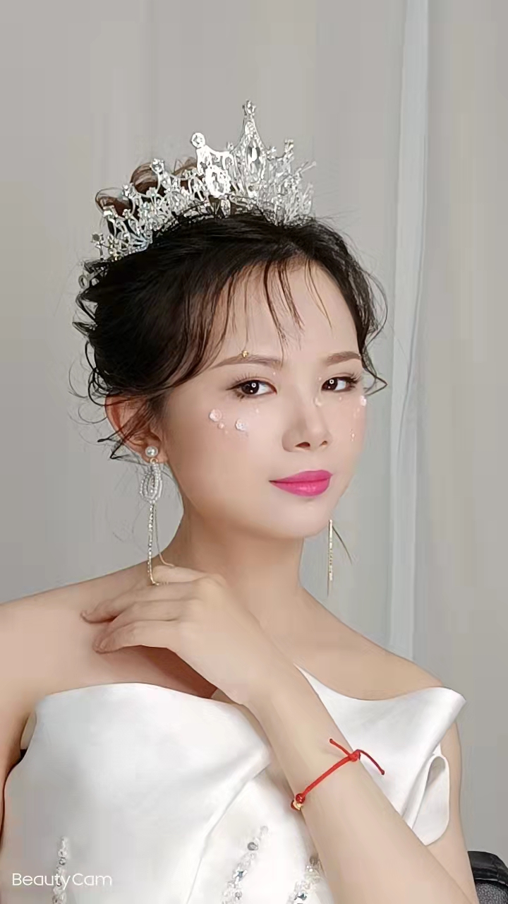 《欧美式新娘》广州秦芳设计