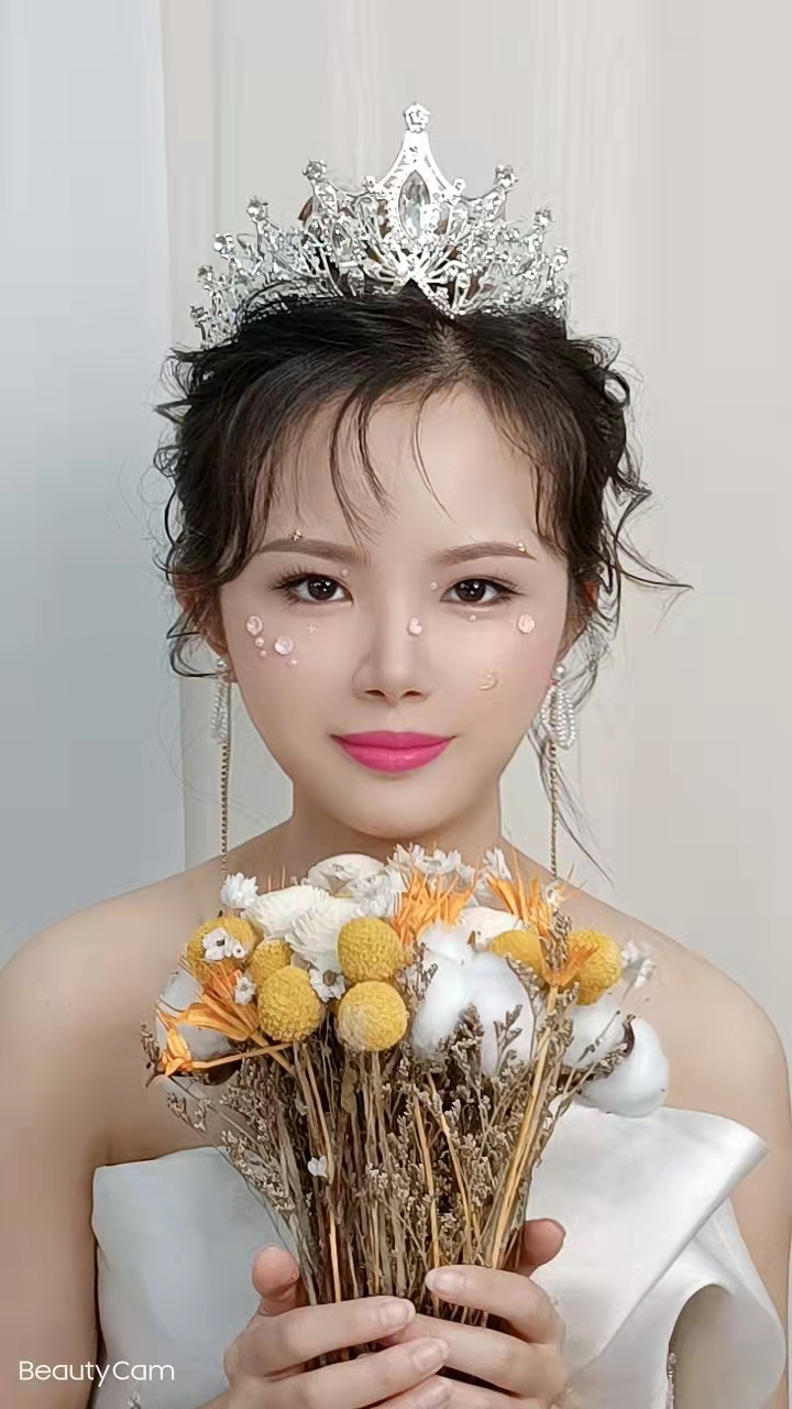 《欧美式新娘》广州秦芳设计