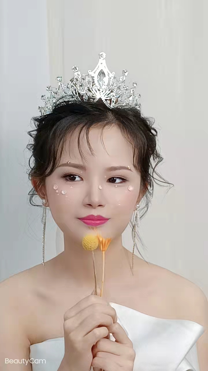 《欧美式新娘》广州秦芳设计