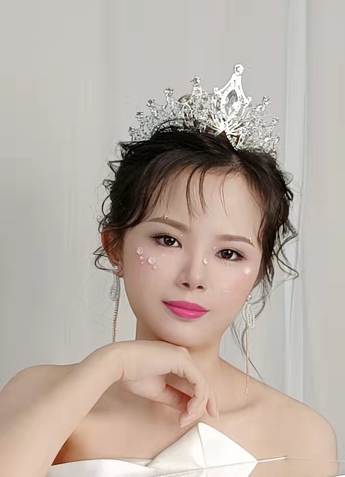 《欧美式新娘》广州秦芳设计