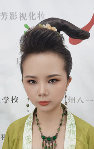 常见的影视人物造型