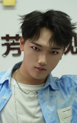 帅哥妆一套 作者北京秦芳学校