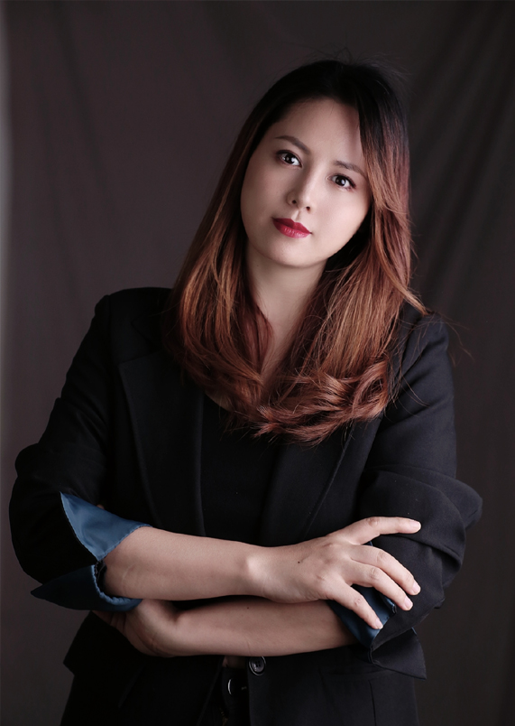 刘凌语 秦芳广州校区校长