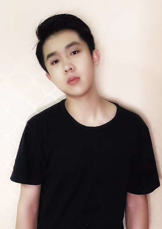 东东 影视化妆高级讲师