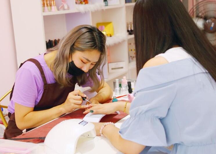 什么样的美甲学校才算是好的美甲学校 