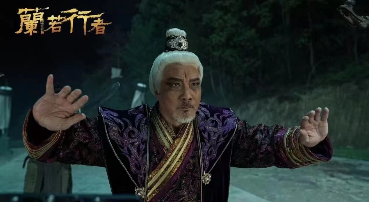 如何进剧组做化妆师 进剧组做化妆师有什么要求