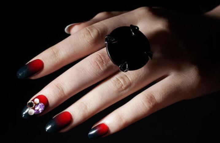 美甲学校都有什么课程 学费一般要多少钱