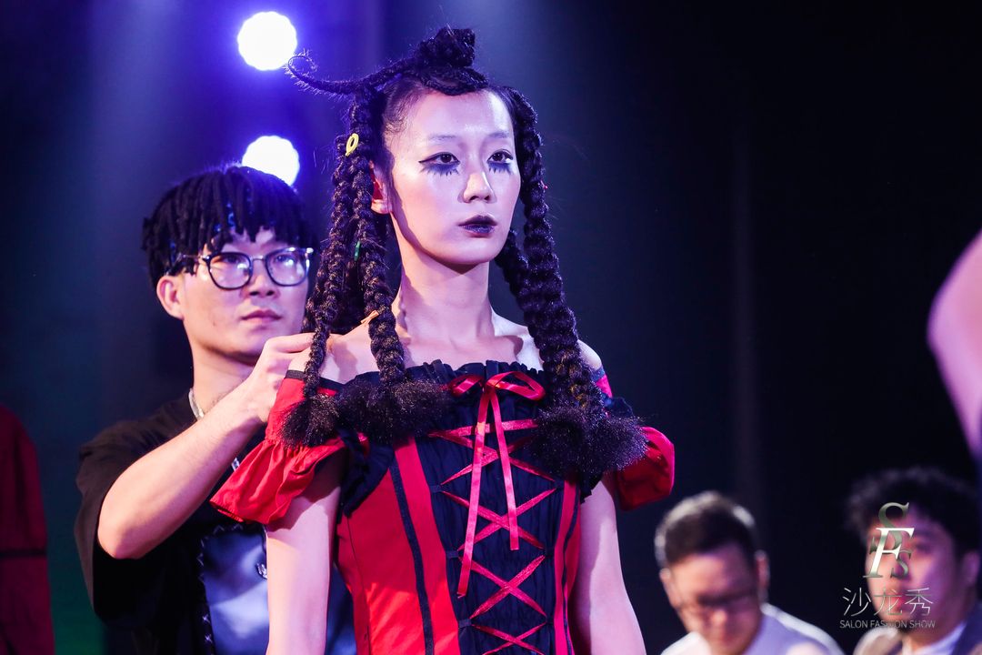 男的不能当化妆师 错 男性才是最好化妆师