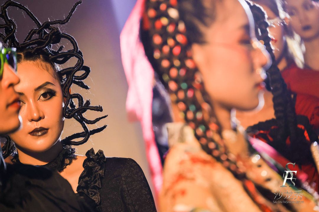 战争剧影视化妆：硝烟、尘土真实呈现技巧（精简版）