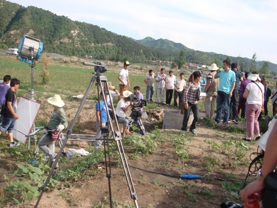 学员齐长英《亲人》剧组合影