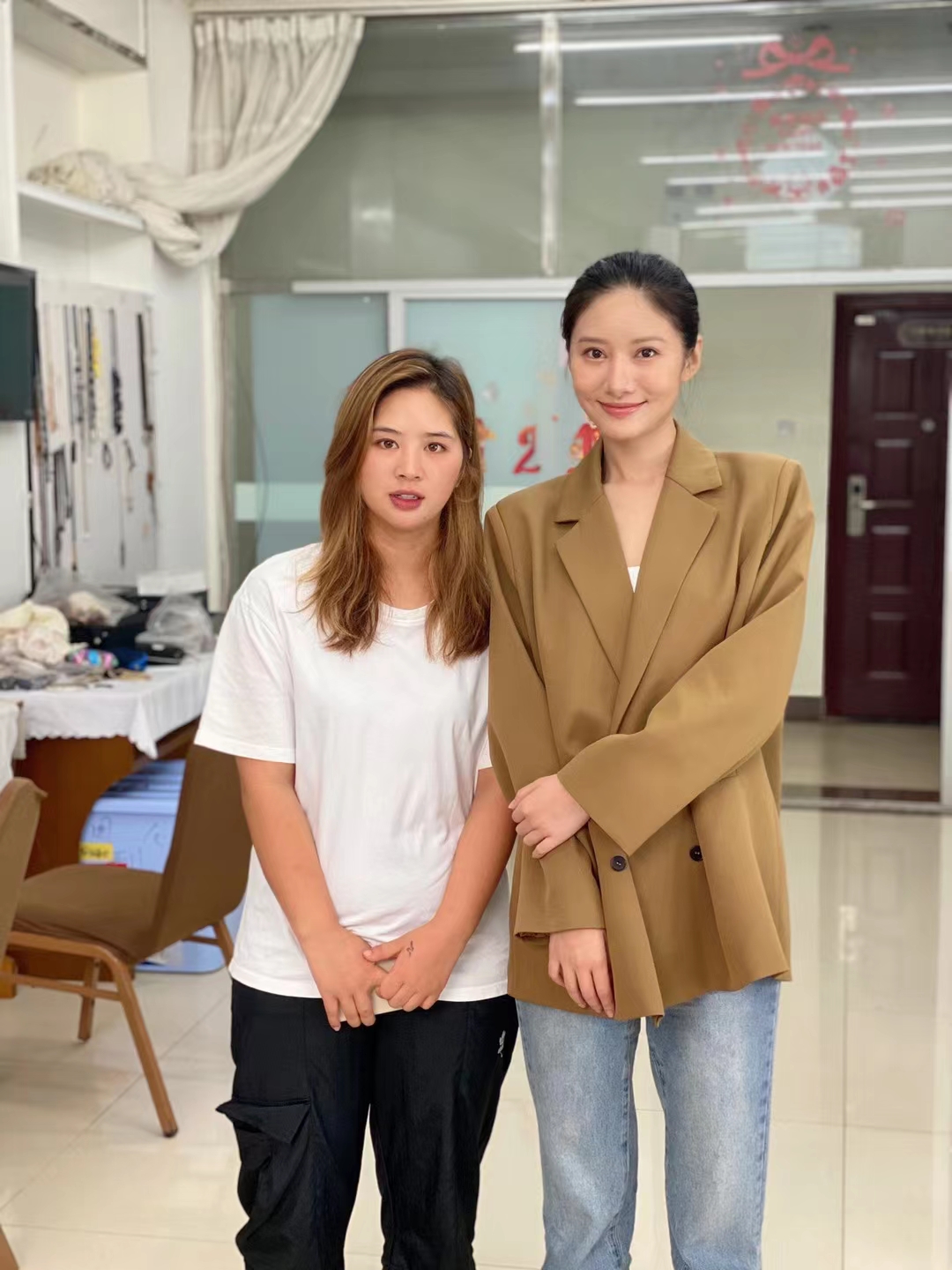 在影视化妆学校毕业后 进剧组实习的体验