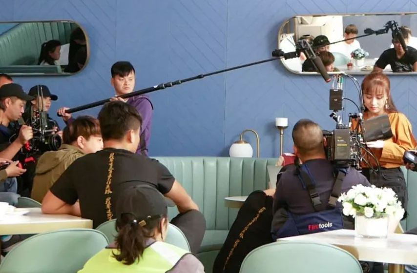 化妆影视大概多工资多少