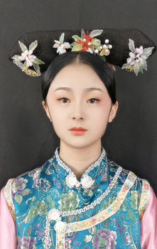 清末的格格妆扮