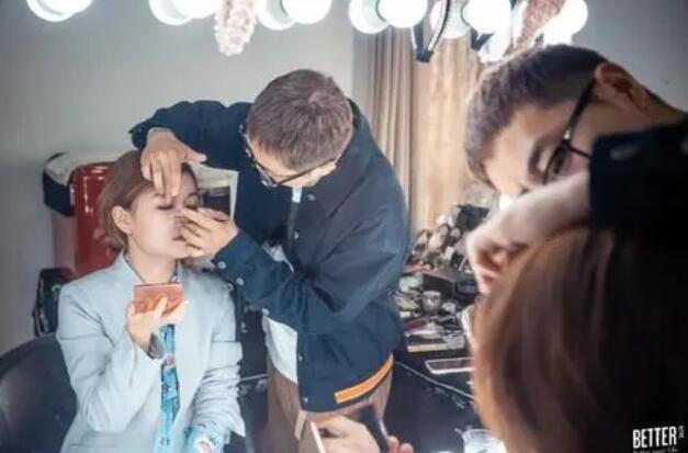 如何判断一个影视化妆学校是否值得去