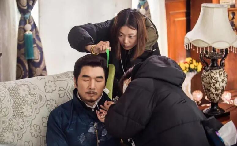 色彩学在影视化妆培训中占多大比重