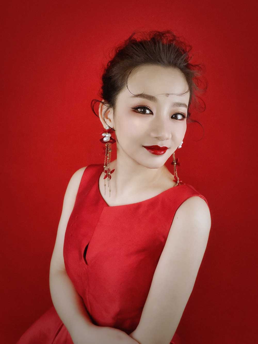 特有冲击力的女士晚妆