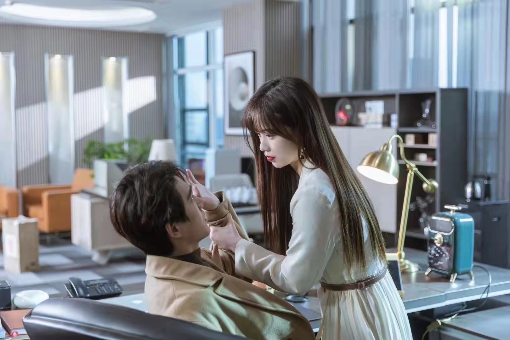 为什么在一个化妆学校 你没有别人学的好