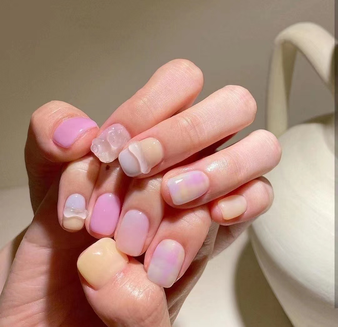 《个人美甲短款作品》