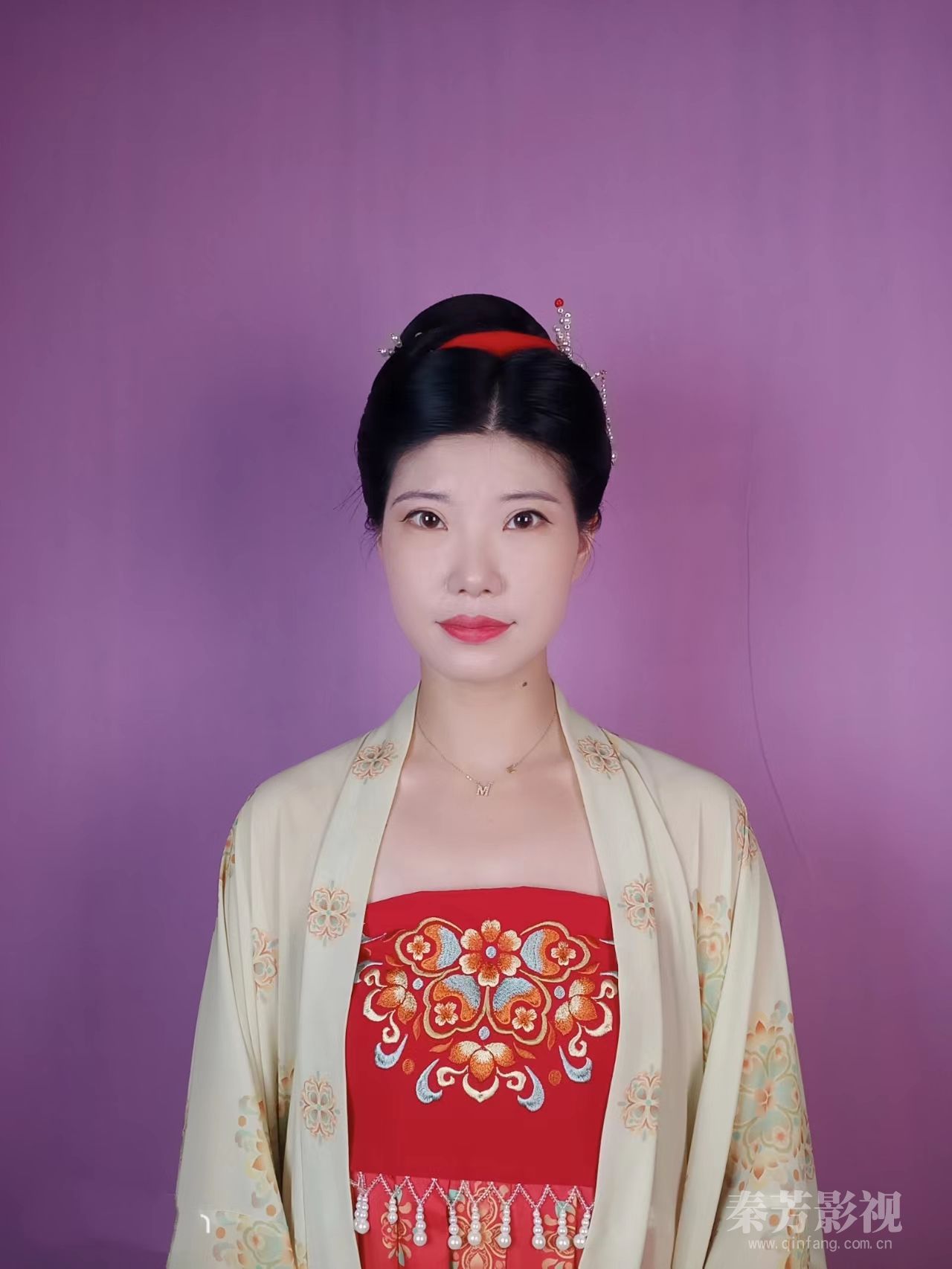 秦芳学员 唐，五代装扮