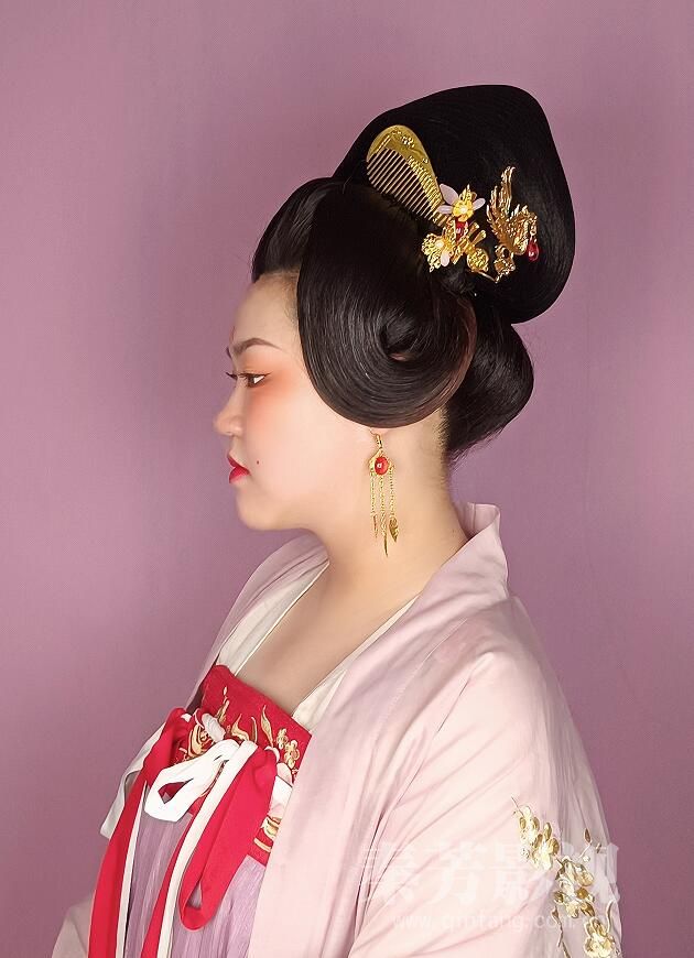 秦芳学员 唐贵妇装扮2