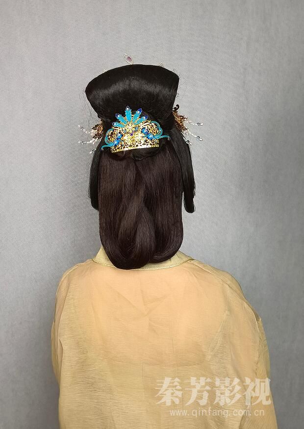 秦芳学员 唐襦裙美女