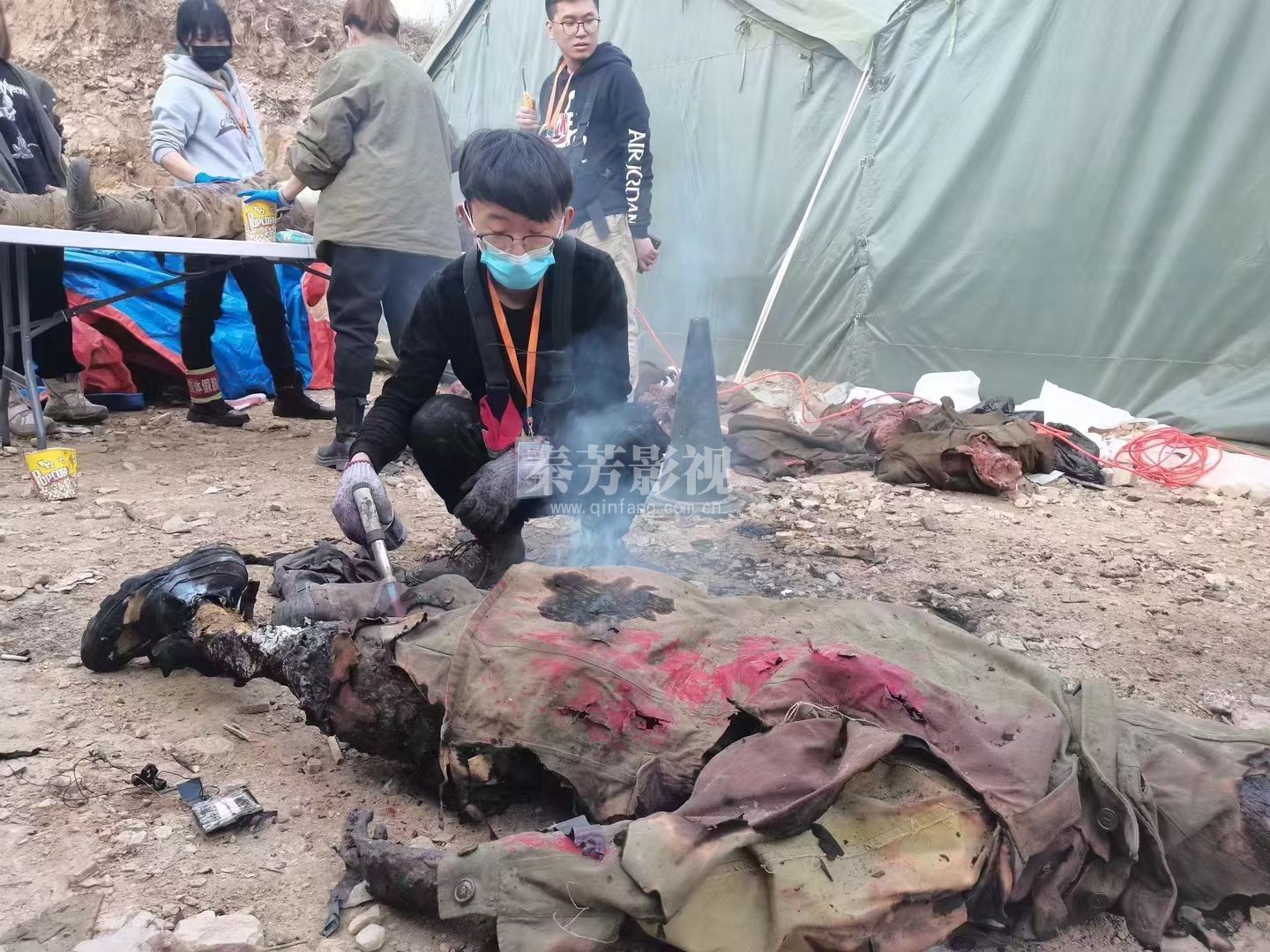 胆小勿进  秦芳学员参加长津湖 道具制做