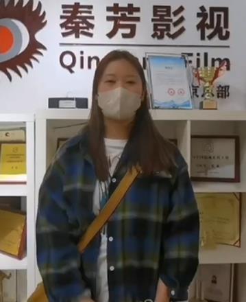 毕业学生 王艳娜