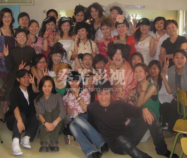 影视化妆师有没有前途