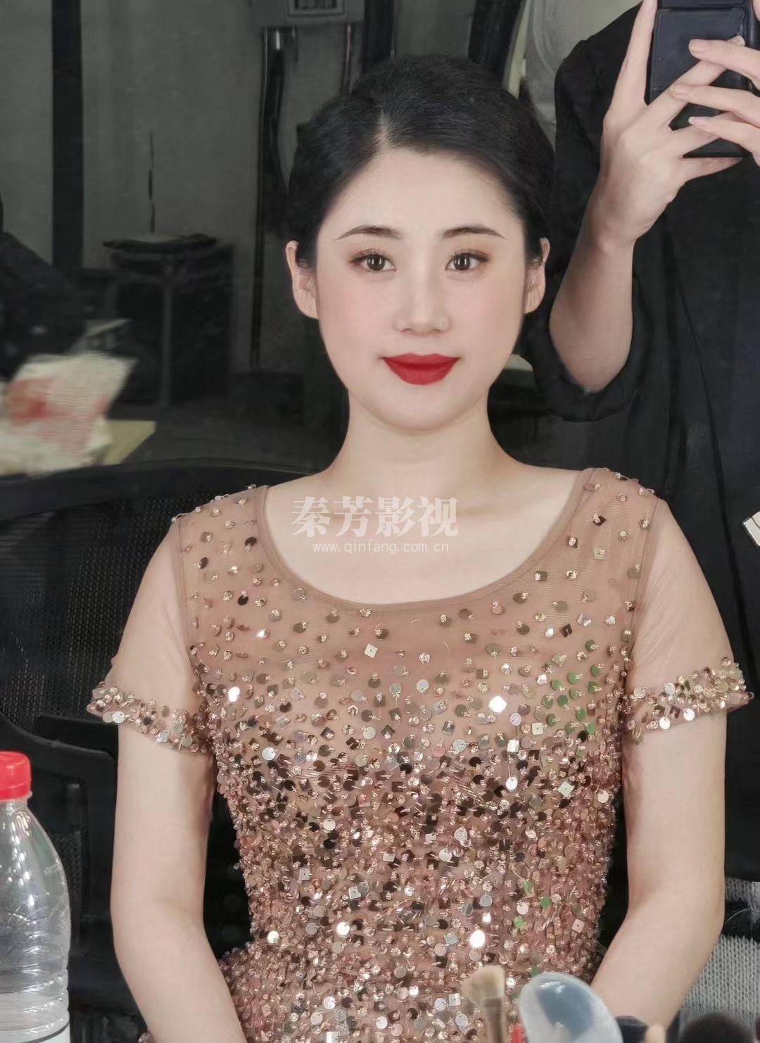 丛润洁同学参与《华泰人寿颁奖典礼.》担任造型师