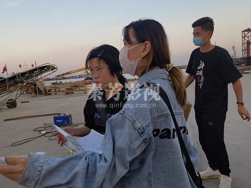 王丹阳参加《反诈风暴》化妆工作