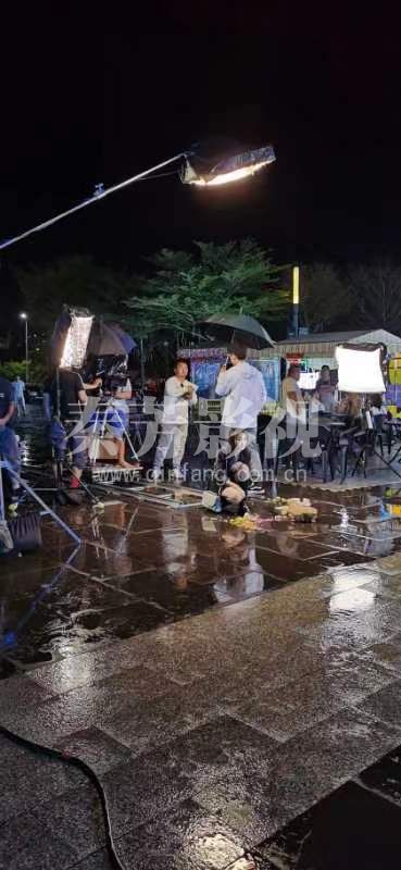 《双生炽爱》电视剧、张锐担任服装助理