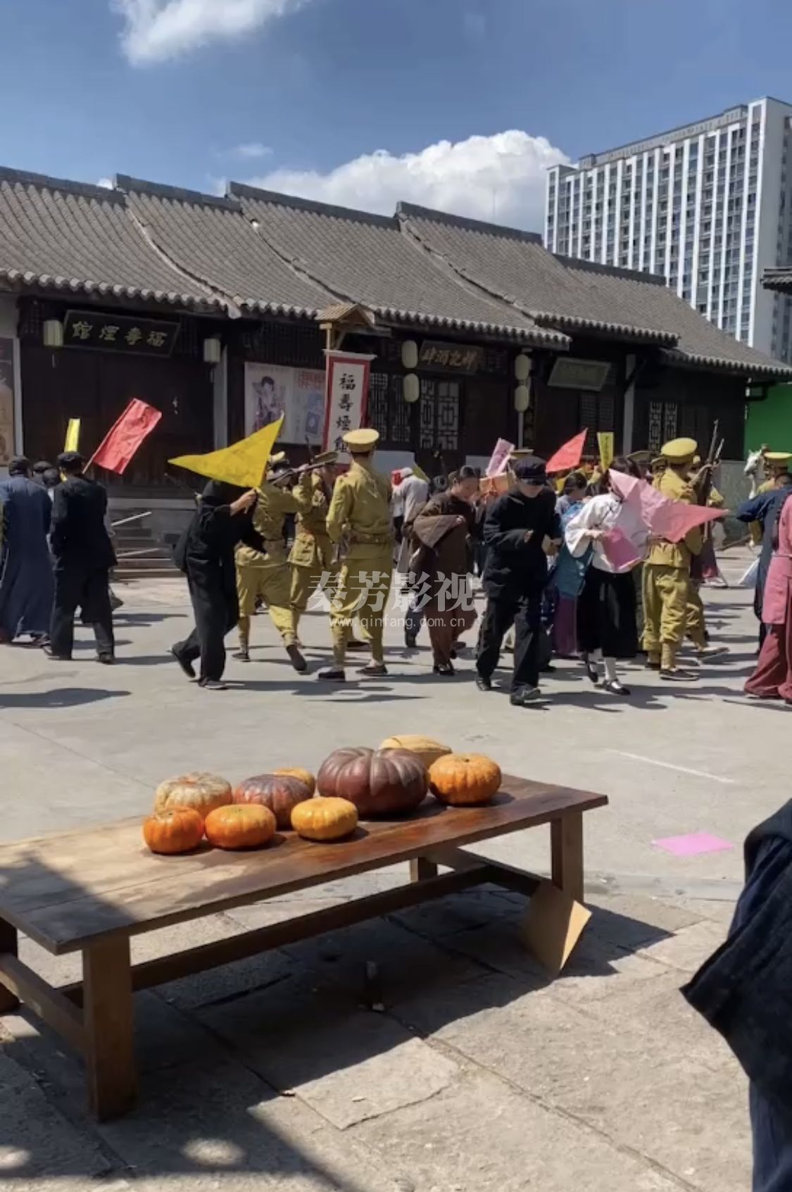 张钰雅《悦来》担任服化助理