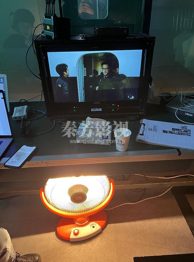 oppo的广告、郑小林担任化妆助理