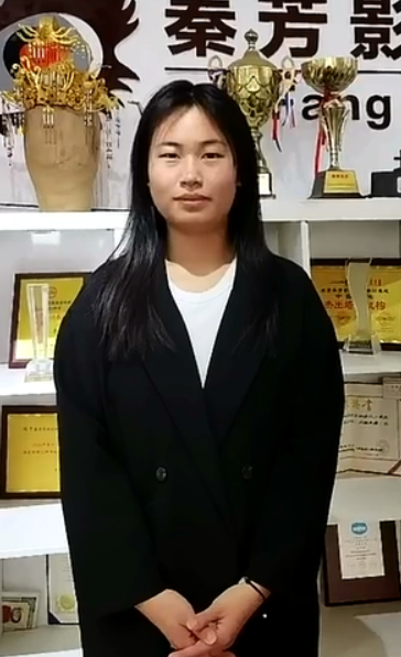 毕业进组学员刘佳怡