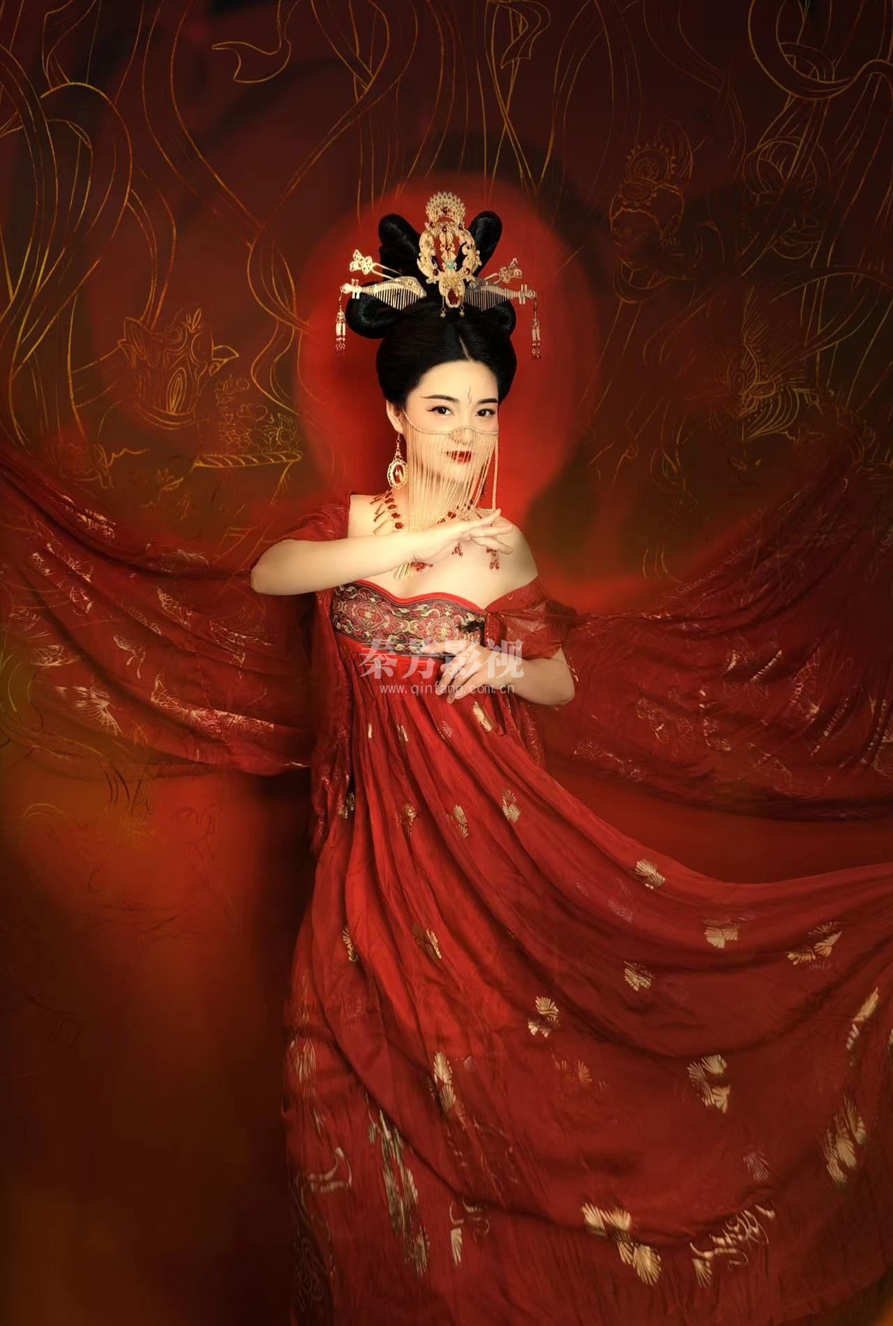 学员宫廷装作品