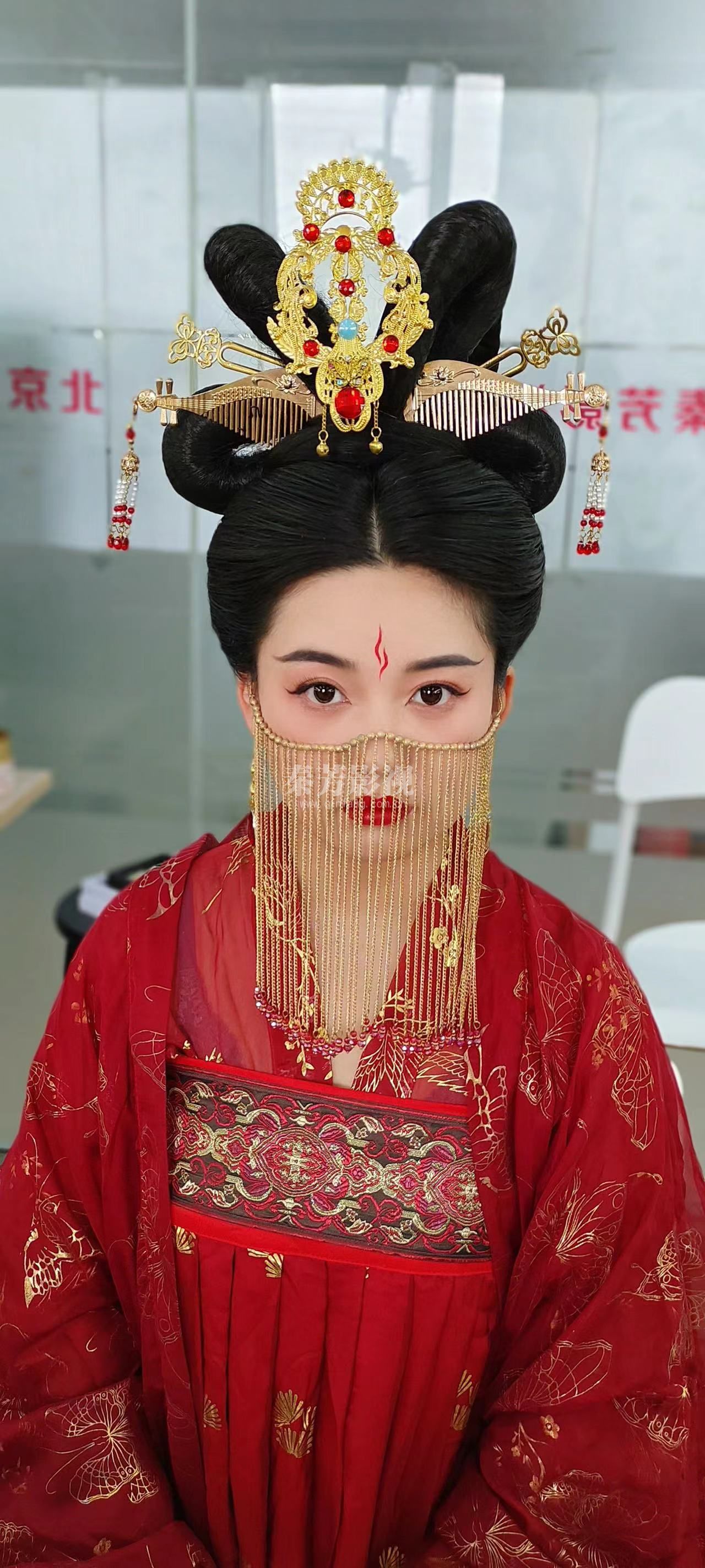 学员宫廷装作品