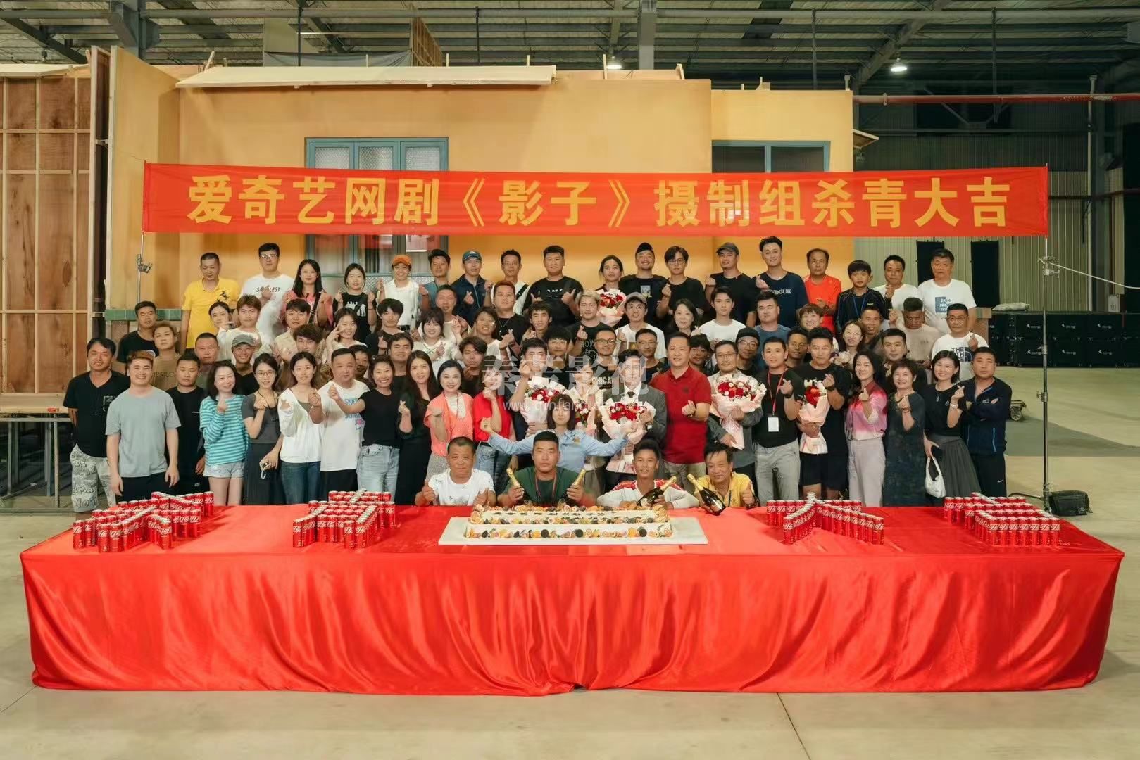 燕燕同学就业剧组《影子》杀青大吉