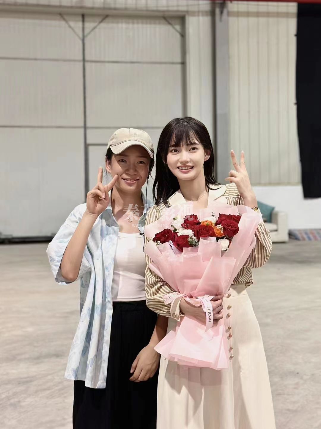 燕燕同学就业剧组《影子》杀青大吉